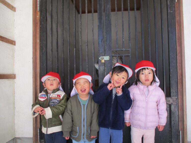 2025年 初詣へ🎍(2歳児 あめぐみ)