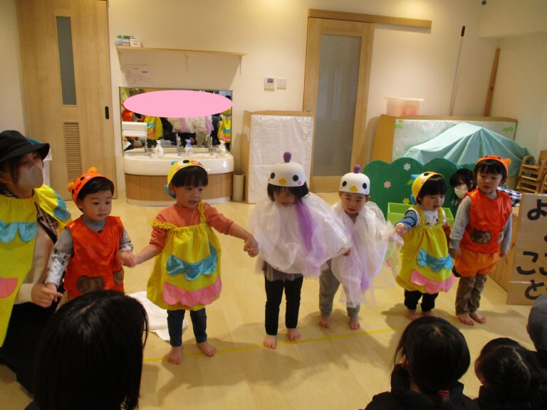 ドキドキわくわく参観日♪(全園児)