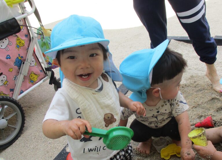 泥んこってきもちいい✨（1歳児　だいちぐみ）