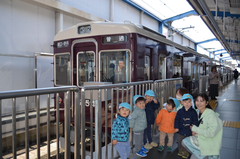 電車でGO！（1歳児　だいちぐみ）