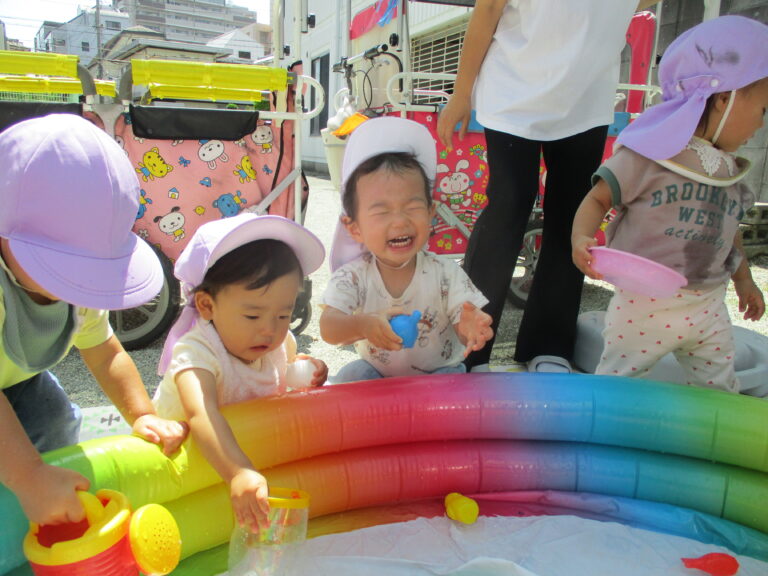 夏だ！みずあそびだ！🌞💦（１歳児　だいちぐみ）