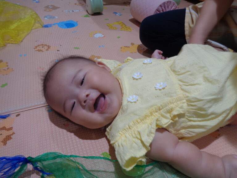 ちょっとずつ　ちょっとずつ✨（０歳児　うみぐみ）