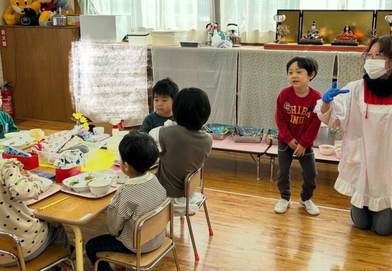 「いただきまーす🥄」（全チーム）