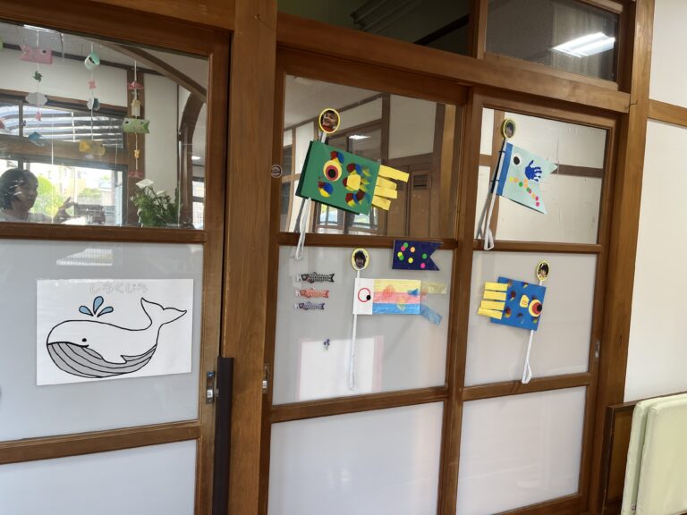 こいのぼりを作ったよ（しろくじらチーム）