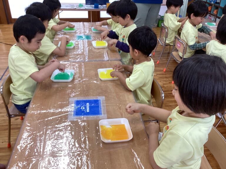 ぷるぷる〜（あおくじらチーム）