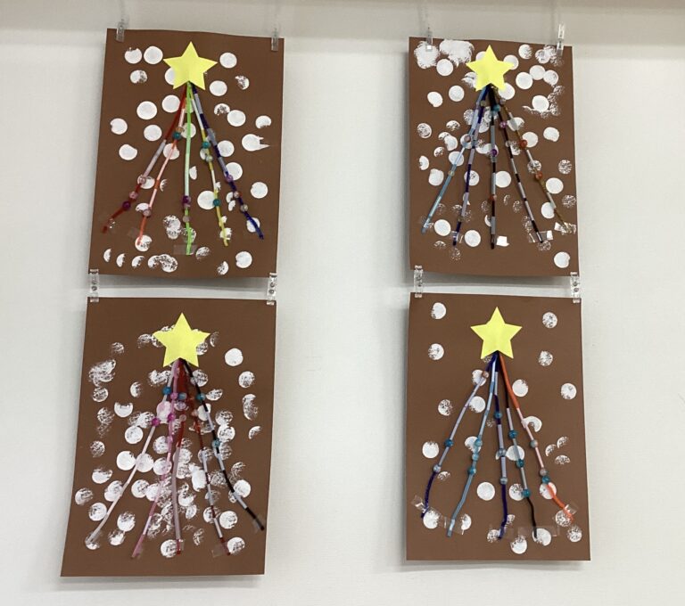 キラキラツリーを作ったよ（年中・年少児）