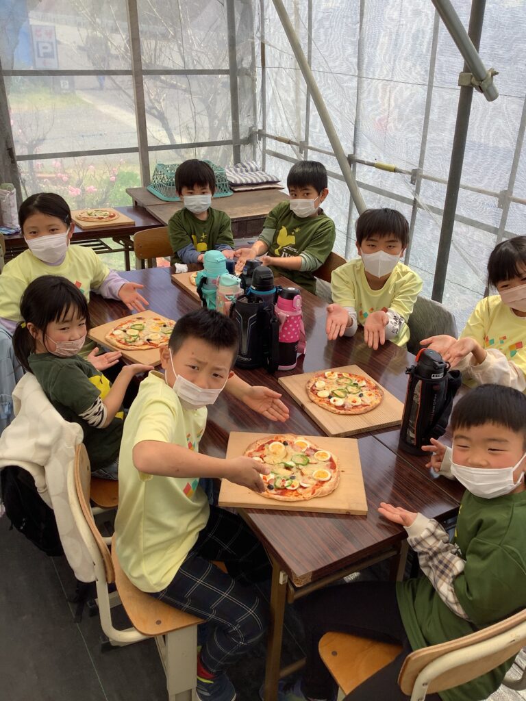 お別れ遠足にでかけました