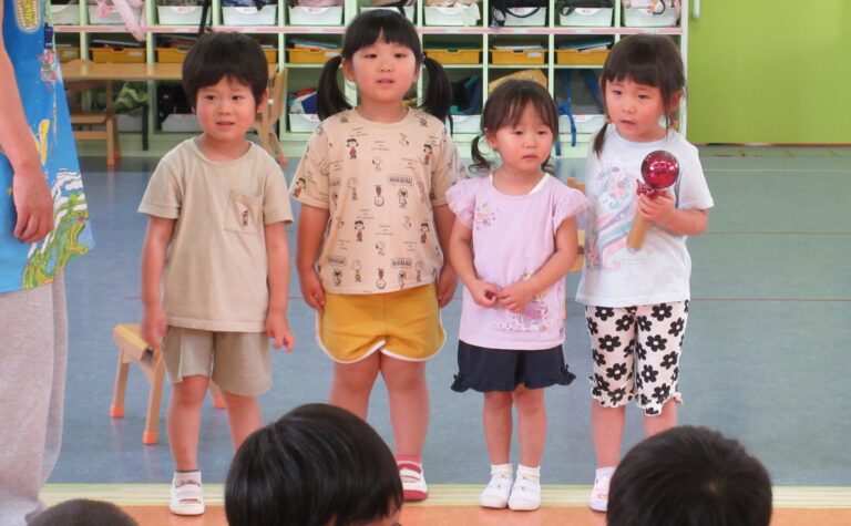 イス取りゲーム(３.４歳児)