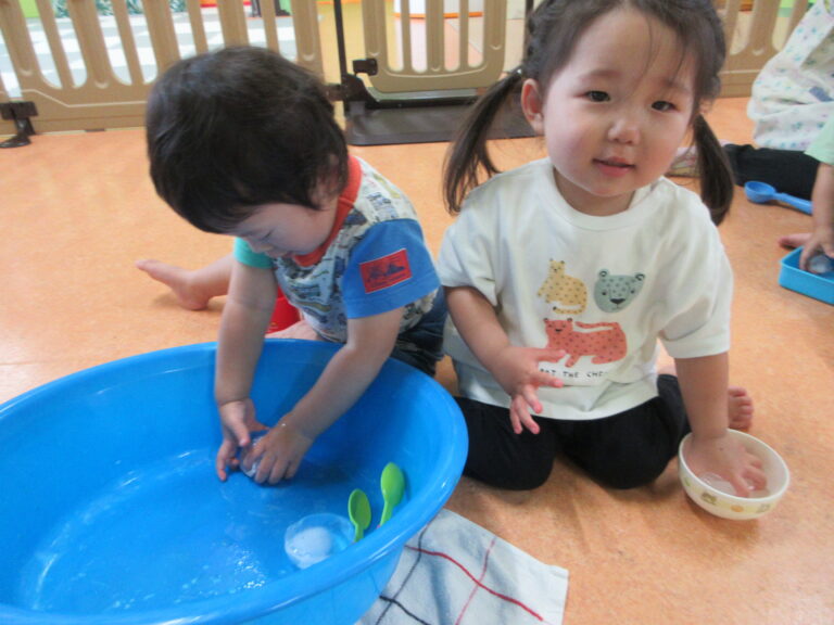 つめた～い！(１歳児)