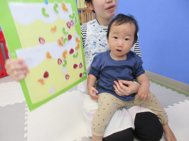 はじめまして🌷(０歳児)