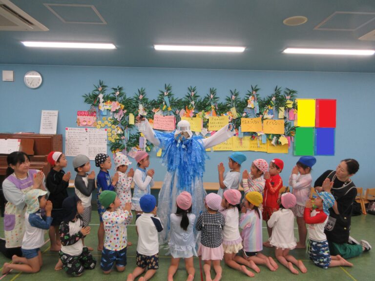 プール開き集会(２・３・４・５歳児)