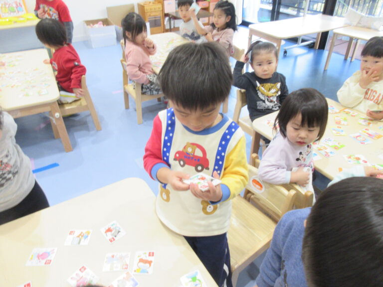 かるた遊びをしたよ～♪