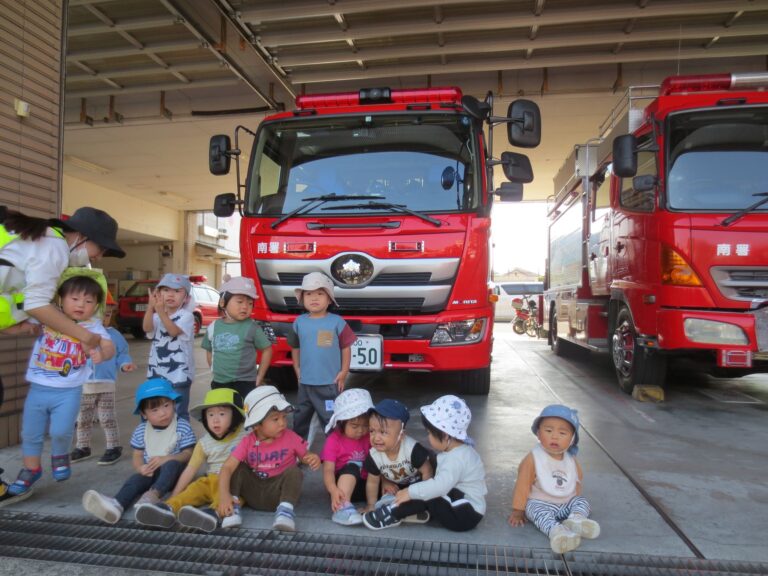 消防車見に　レッツゴー！🚒