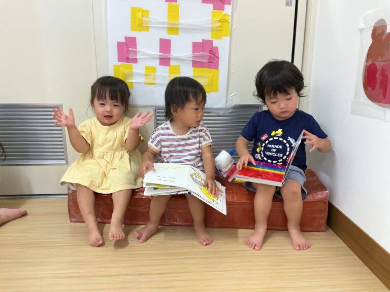 １歳児「どんないろがすき？」