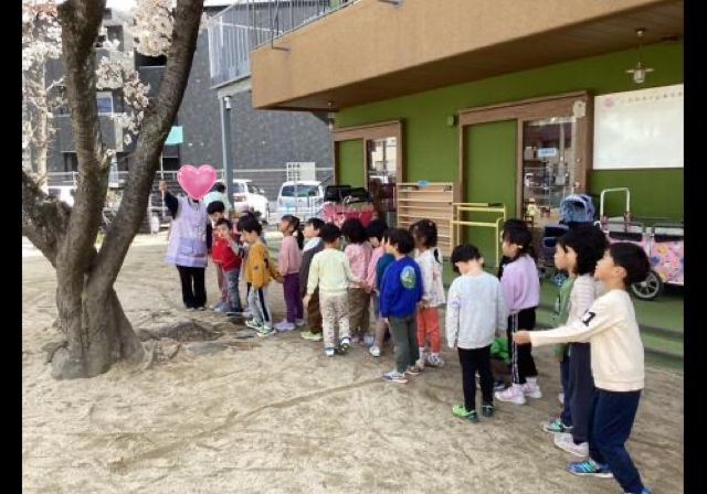 園内めぐり。くじらツアー！