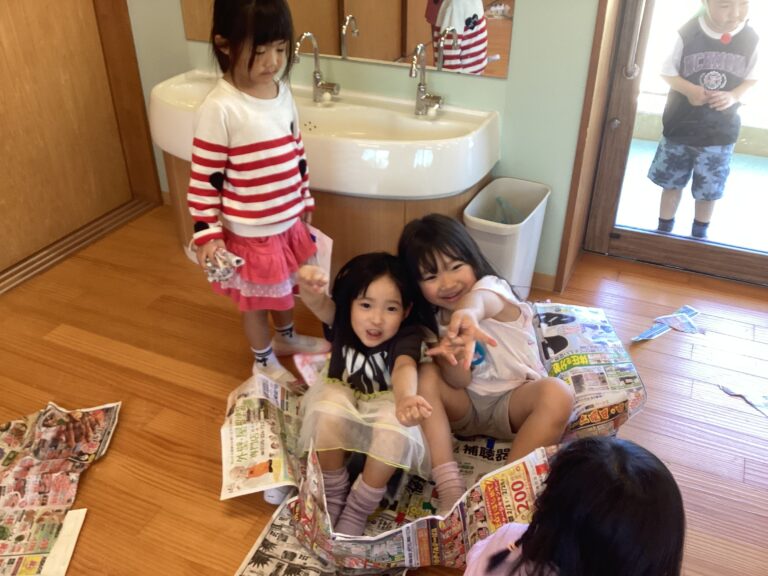 新聞遊びをしました