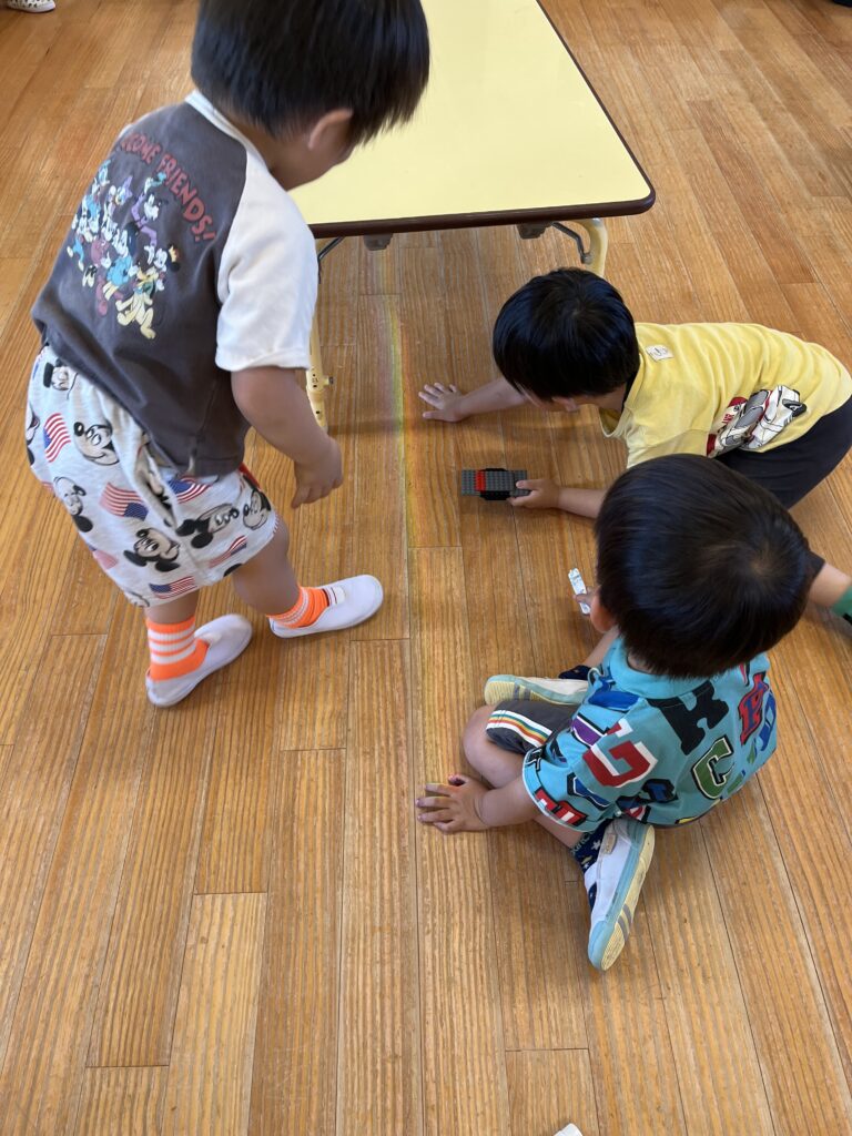 保育室ににじ！