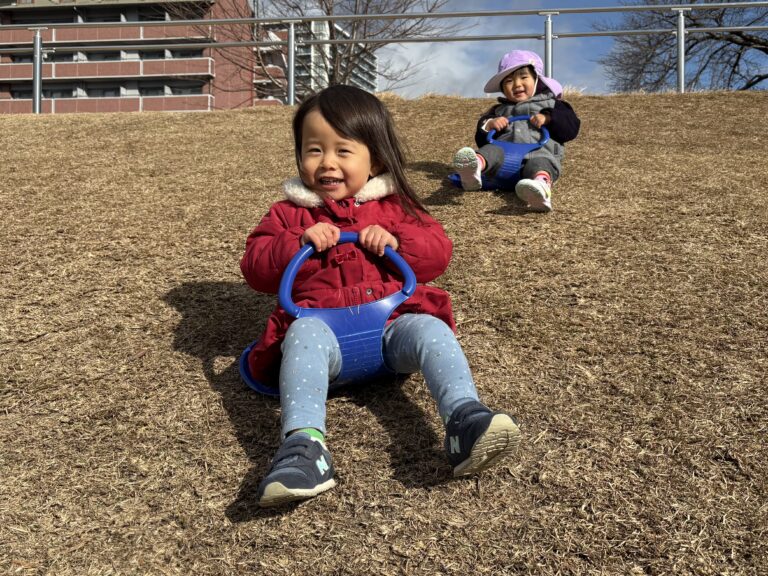 保護中: 冬も戸外で元気いっぱい❄️（1歳児🐬）