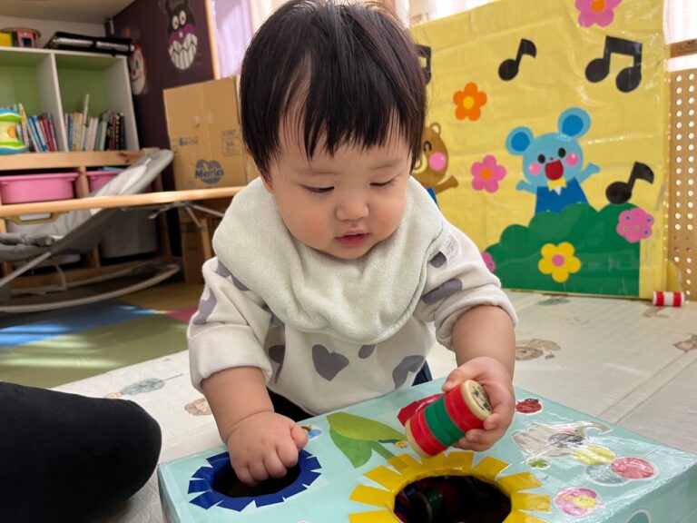 保護中: お部屋で楽しく遊ぼう🌟(0歳児🦦)