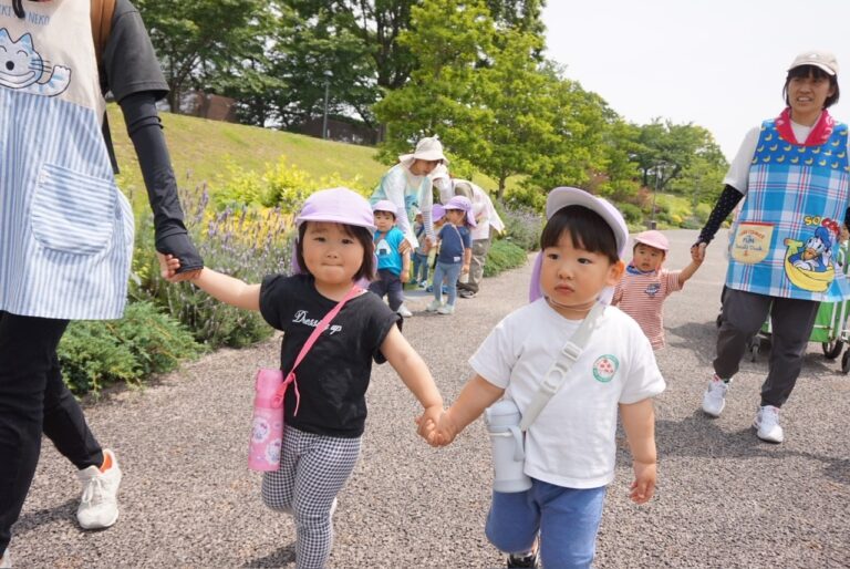 徒歩遠足へレッツゴー🌿