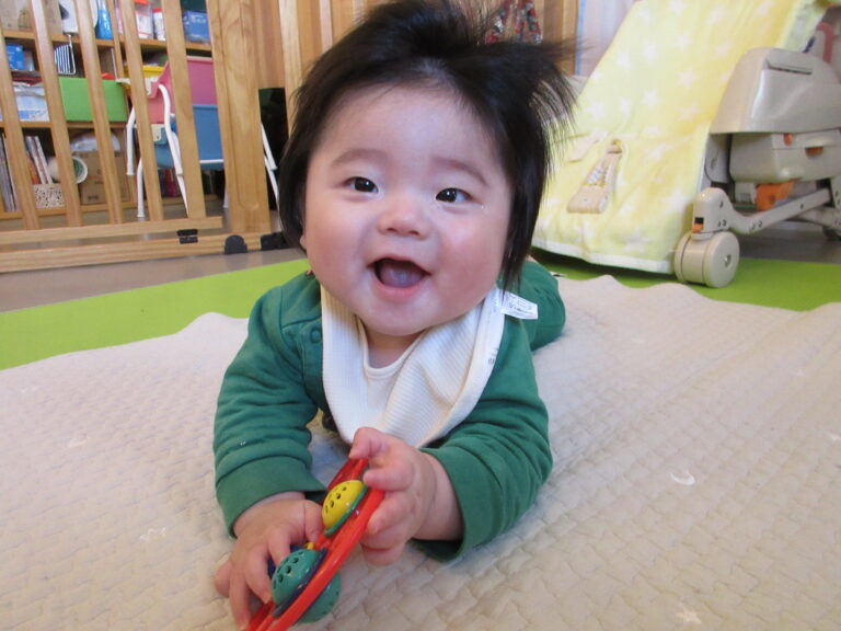保育園に慣れてきたよ！(0歳児）
