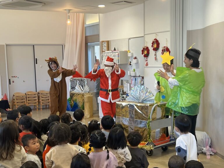 全園児　「冬のお楽しみ会🎄保育園にやってきたのは…」