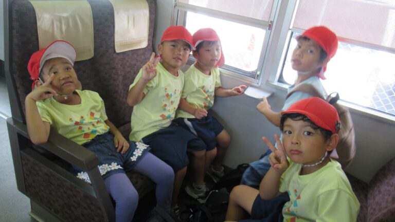 5歳児　くじらチーム「電車でGO！！」
