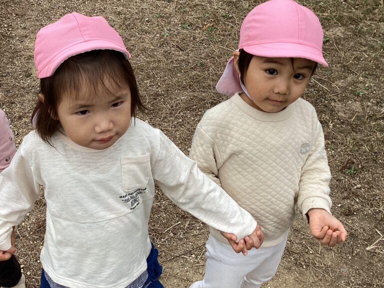 2歳児　あめチーム「冬のお散歩！」