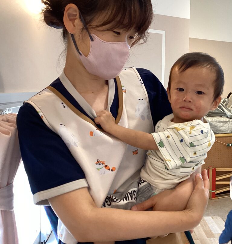 0歳児 うみチーム「はじめてが、いっぱい!」