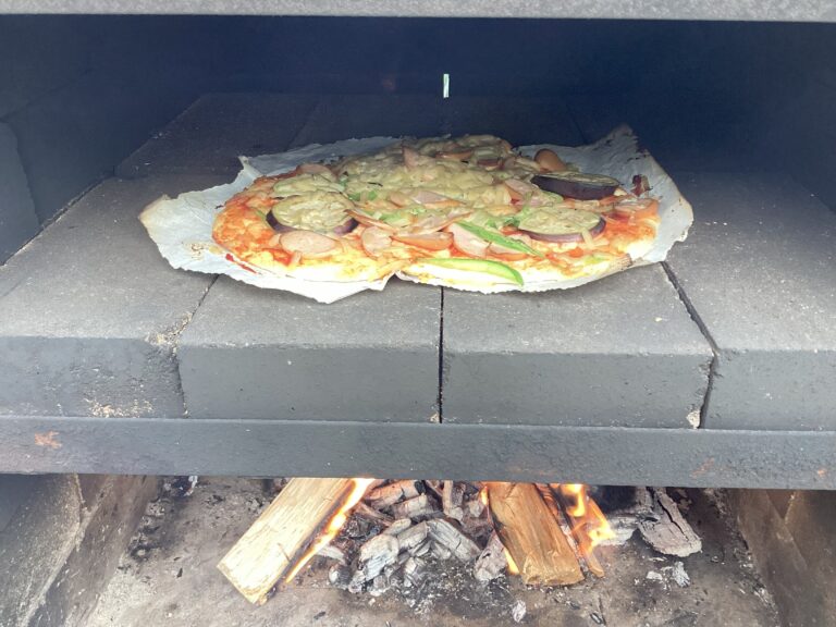 ３・４・５歳児「ピザを作ったよ」