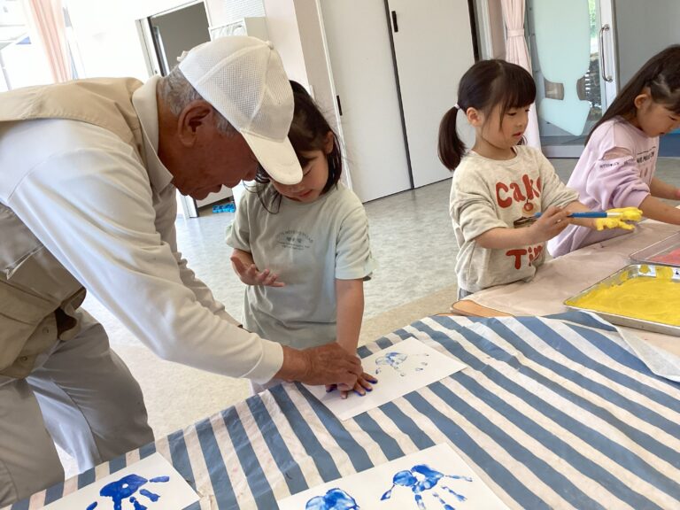 全園児　「今年もやってきた、巨大〇〇〇〇〇」