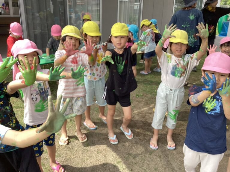 ３・４・５歳児　「ボディペインティング！！」
