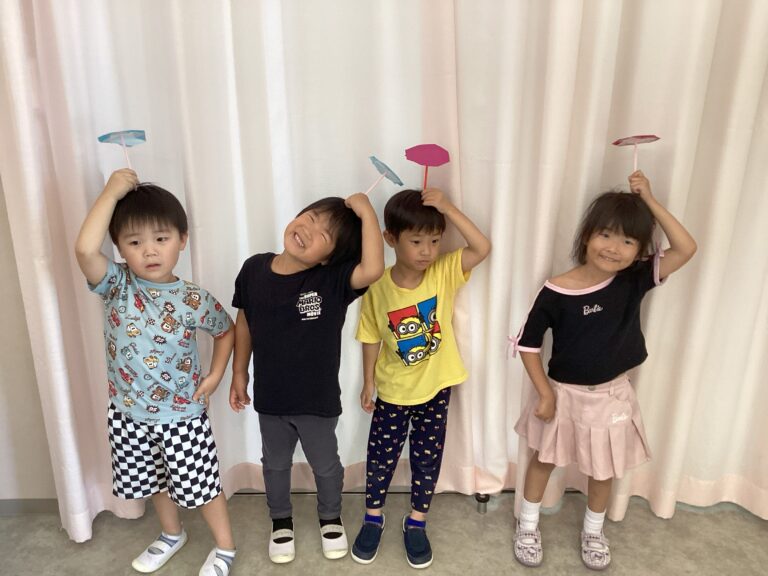 ４歳児「作って遊ぼう～！」