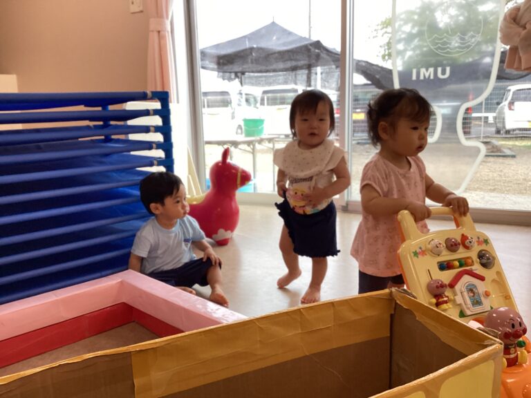 0歳児　うみチーム　「仲間が増えました!!」