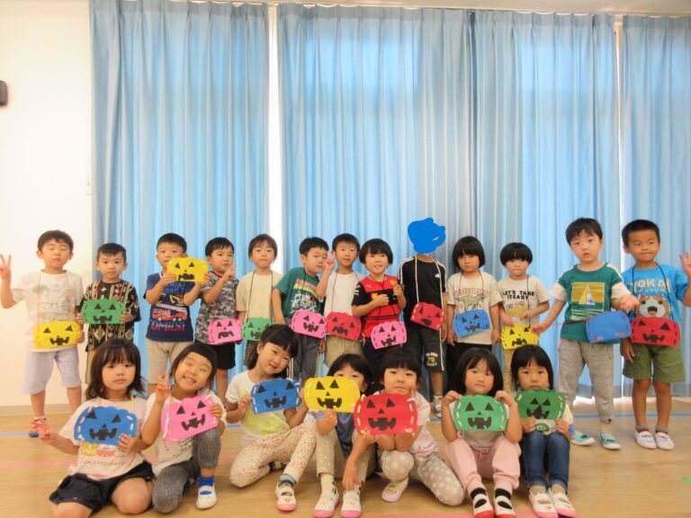 ぐるぐるマーブリングと10月の製作（そら組）