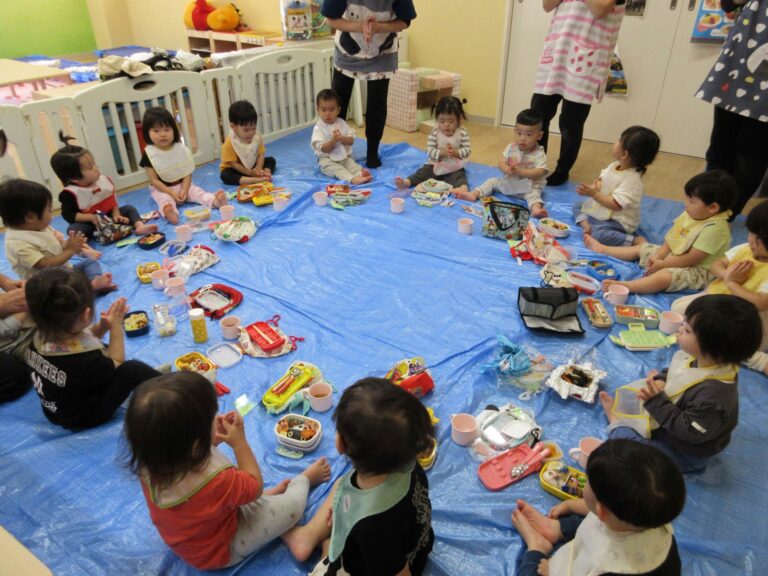 楽しかったよ、お散歩遠足　（だいち組）後半