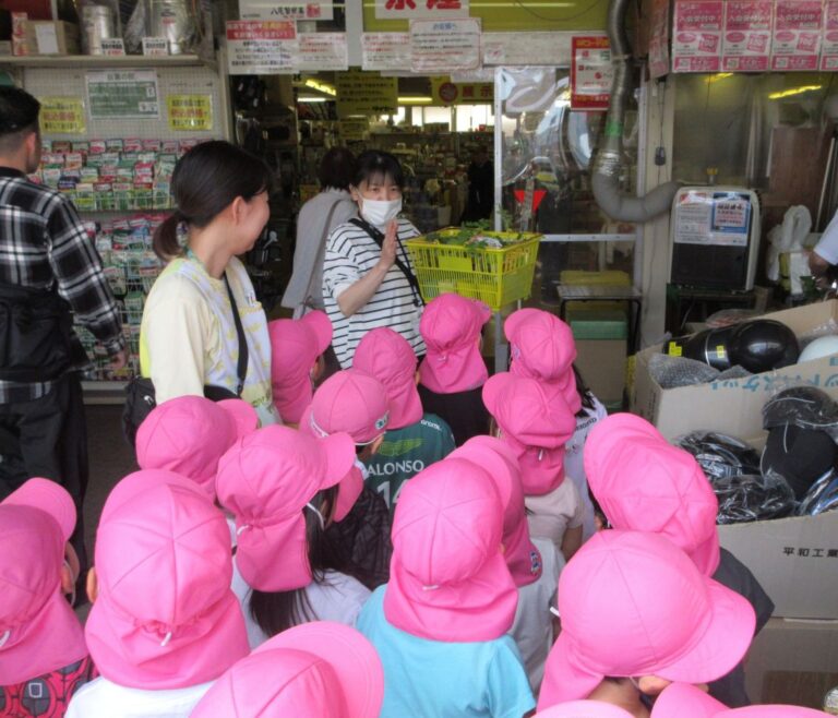 夏野菜を育てよう♪(5歳　くじら組)