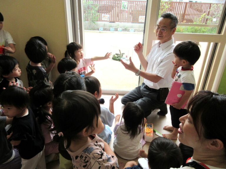 アゲハチョウを放したよ♪