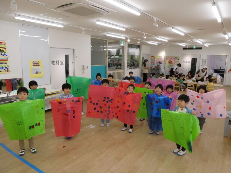 レインコート製作☔(5歳　くじら組)