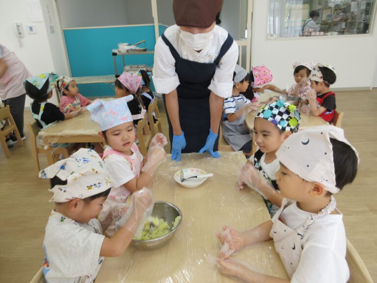 そら組のクッキング（ハッシュドポテト）