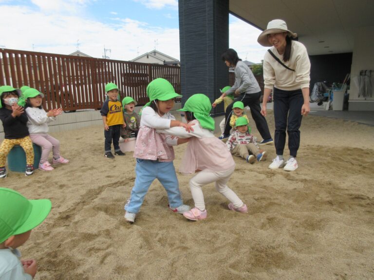 はっけよーい…のこった！！！（２歳　あめ組）　