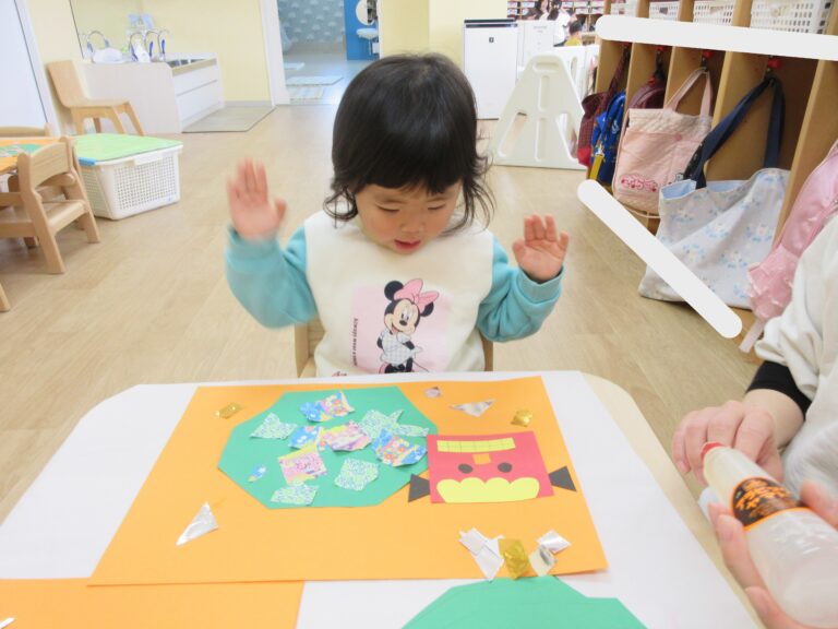 獅子舞作り♪　（1歳　だいちぐみ）