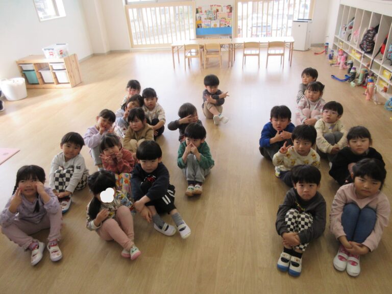 もうすぐそらぐみさん！☆（3歳児　にじぐみ）