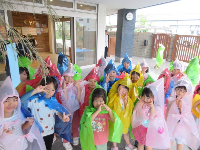 雨の日もたのしいな♪(4歳 そらぐみ)