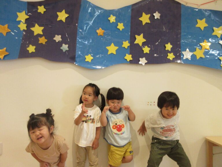 みんなで天の川を作ったよ⭐🌌(2歳 あめぐみ)