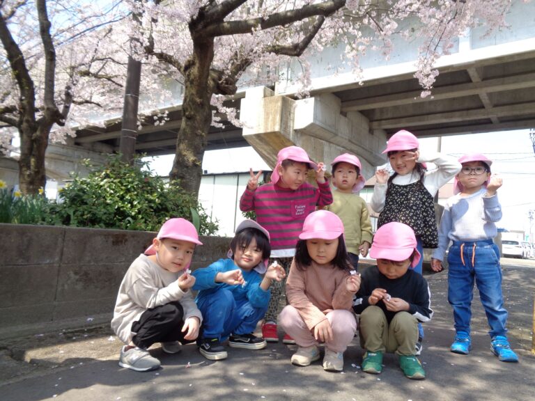 散歩に行ってきました🌸(そら組４歳児)