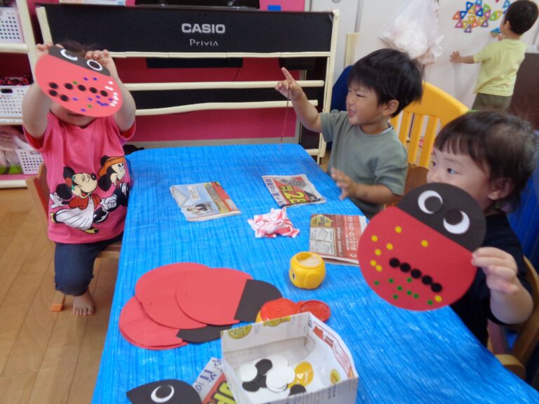 MYてんとう虫で～きた！！　にじぐみ（２歳児）