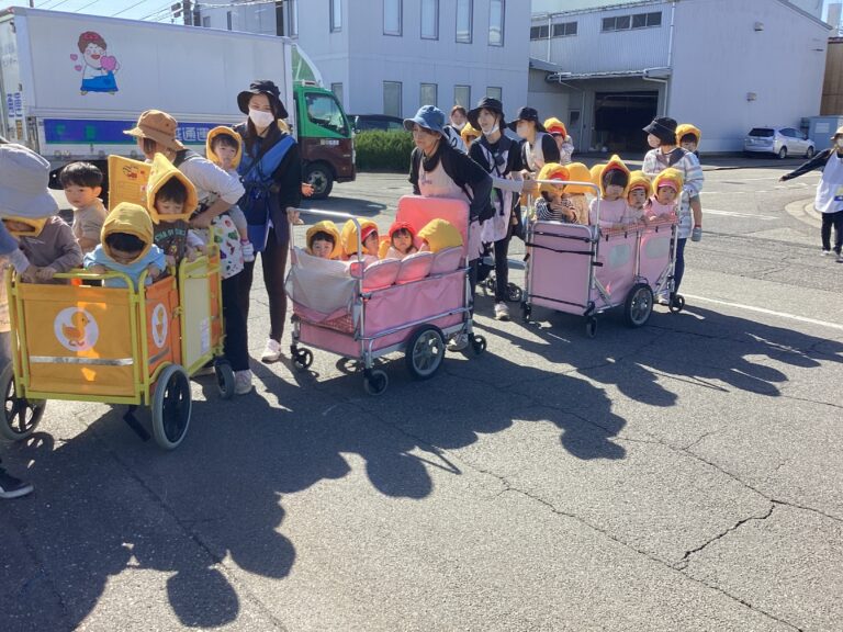 防災頭巾をかぶって•••