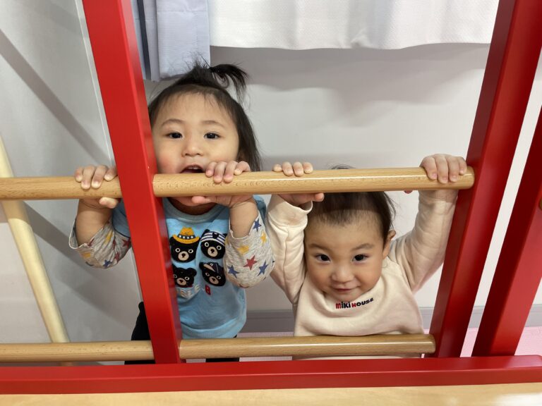 プレイルーム　大好き！おむすび組（０歳児）