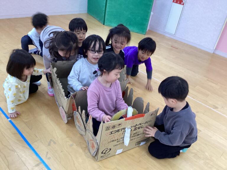 続⭐️『ぐりとぐらの車🚗』（そら組　4歳児）